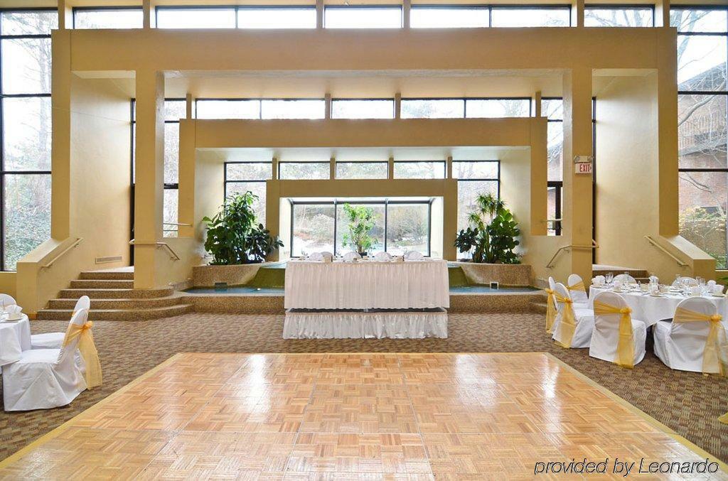 Clock Tower Resort And Conference Center - Ρόκφορντ Εξωτερικό φωτογραφία